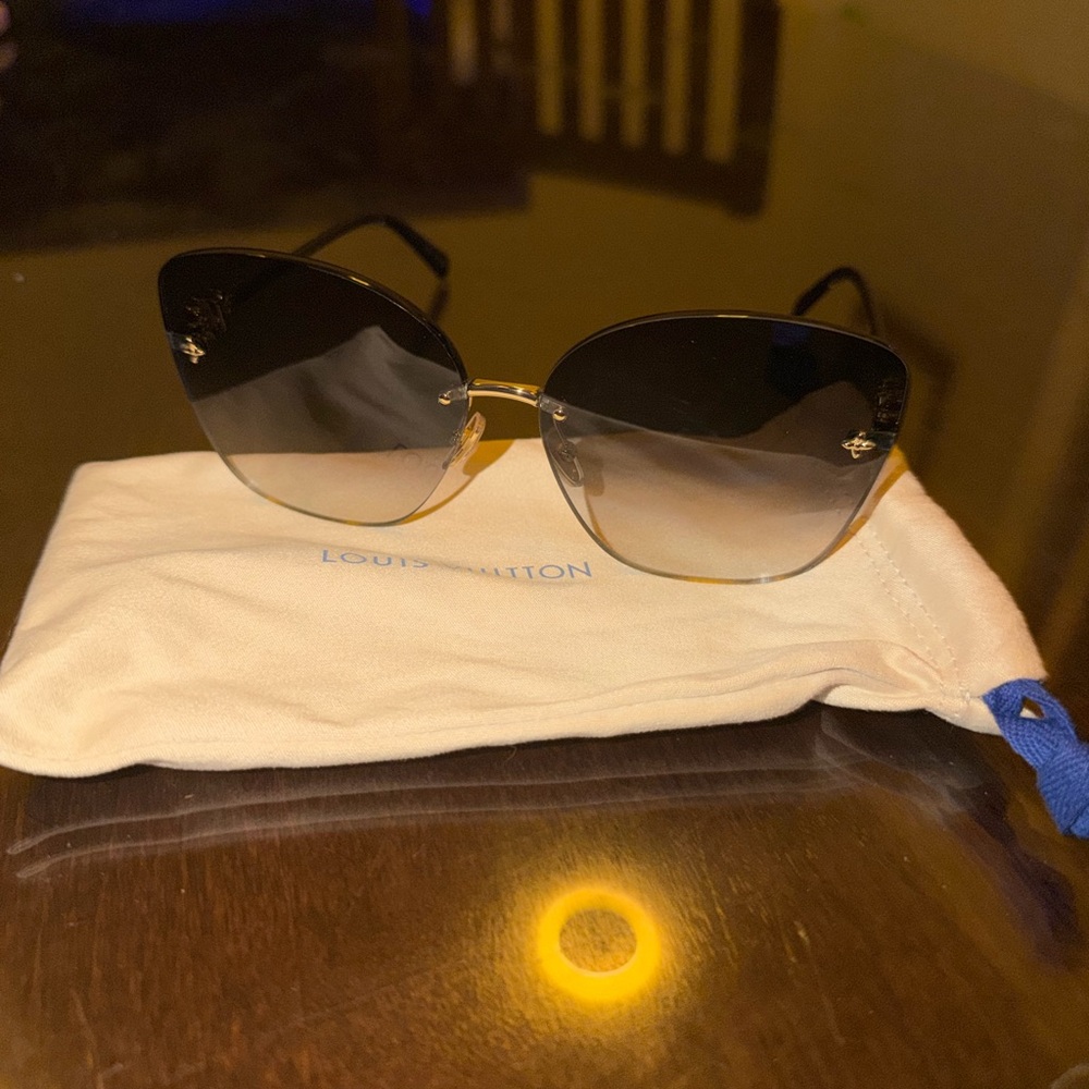 Louis Vuitton LV Jewel Cat Eye Sunglasses